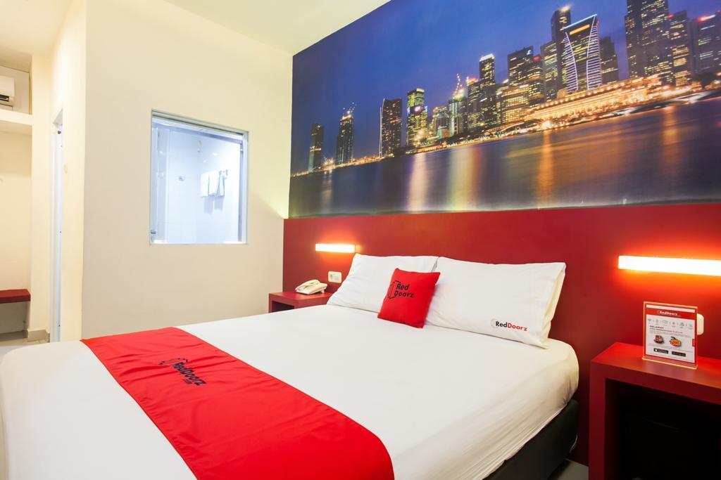 玛琅 Reddoorz Near Hawaii Water Park酒店 外观 照片